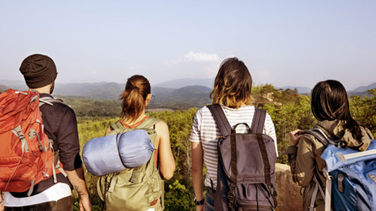 Trend Team Building - mit Zelt und Kompass hinaus in die Natur!